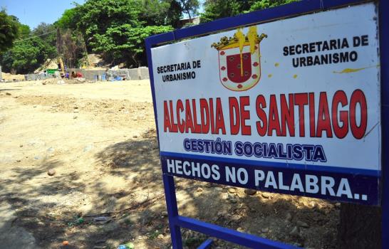 Avanza construcción de parque ecológico en Santiago