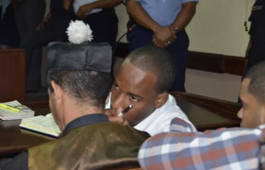 Tribunal condena a diez años a uno de cinco implicados en muerte de coronel en la UASD