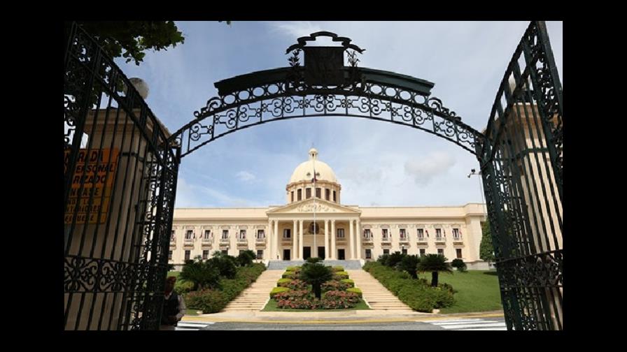 Gobierno presenta reglamento Ley de Naturalización a la opinion pública Gobierno presenta reglamento Ley de Naturalización a la opinion pública