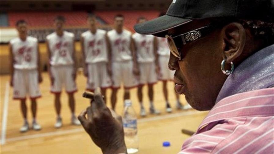 Dennis Rodman revela equipo que jugará en Norcorea