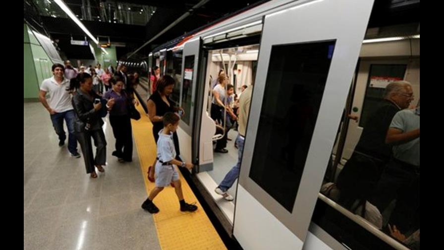 Panamá festeja puesta en marcha del primer metro de Centroamérica