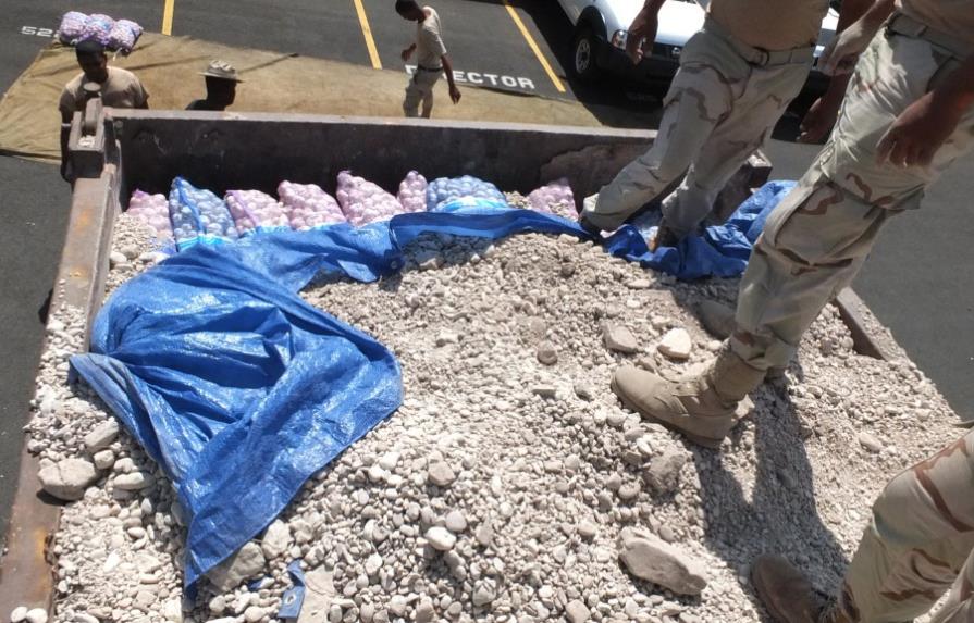 CESFRONT incauta contrabando de 779 sacos de ajo procedentes de Haití