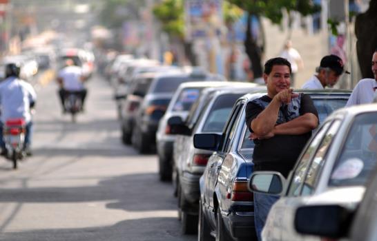 Choferes crean caos en transporte urbano e interurbano de Santiago Choferes crean caos en transporte urbano e interurbano de Santiago