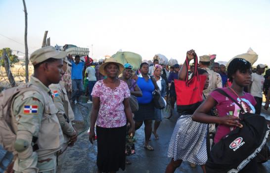 Haitianos comienzan a regresar tras vacaciones navideñas