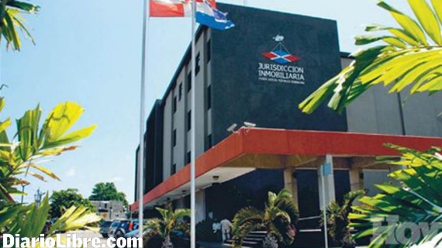 Culpa al Tribunal de Tierra y a socio por la retención de los títulos