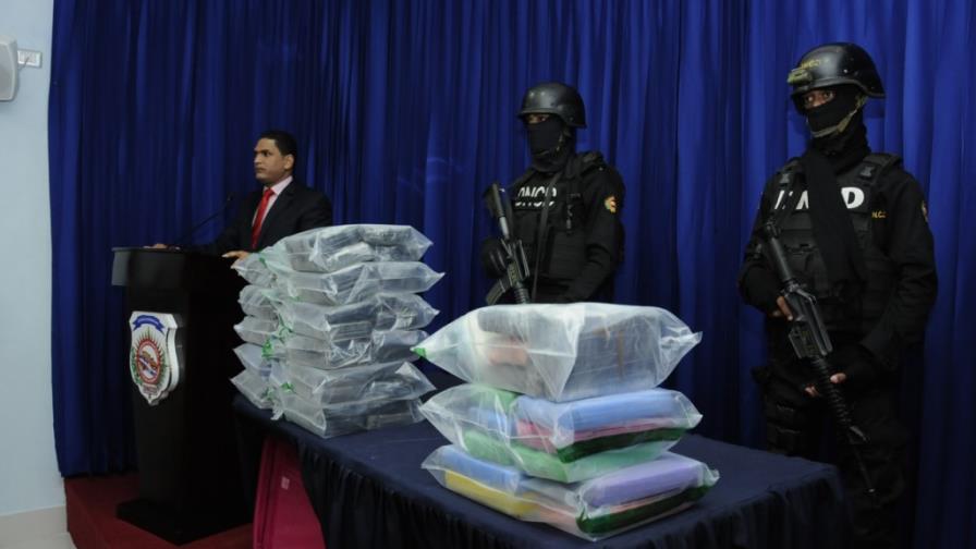 La DNCD decomisa 73 paquetes de cocaína en Punta Cana y Haina