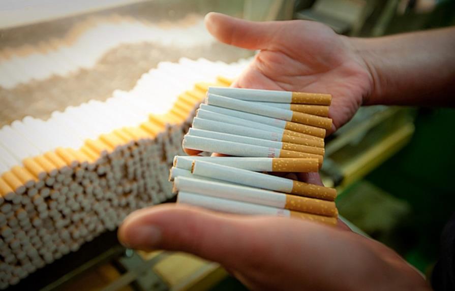 Los fumadores duplican las posibilidades de sufrir demencia, según un estudio
