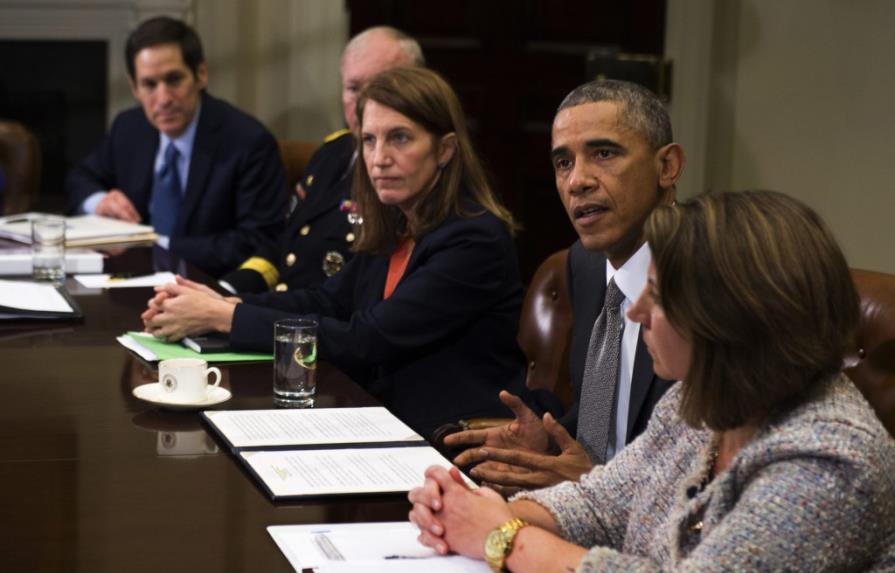 Obama anuncia más controles contra el ébola en los aeropuertos