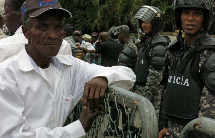 Haití empieza esta semana a documentar sin costo a sus nacionales ancianos en RD