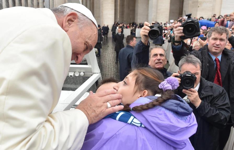 Papa pide a los cristianos que se dejen consolar y no sucumban a la tristeza