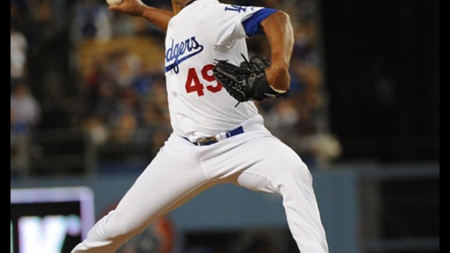 Carlos Mármol contento por la firma de los Marlins