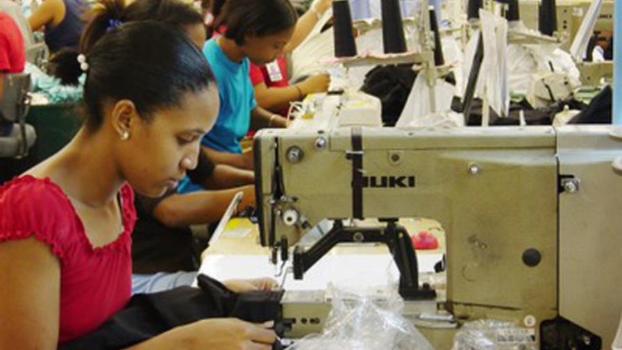 El recorte a la comisión de las AFP ahorrará RD$2,134. 6 millones a los trabajadores