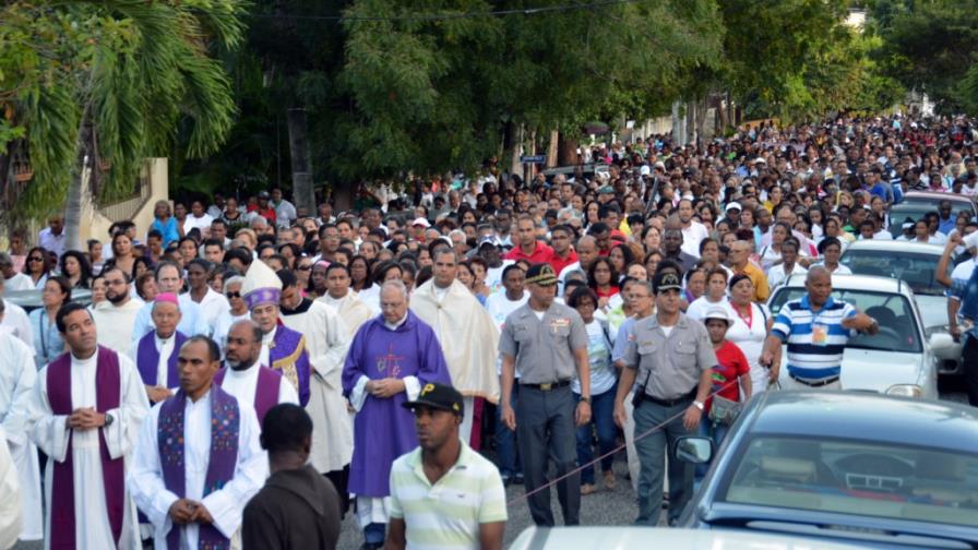 La Iglesia católica realiza marcha por la fe La Iglesia católica realiza marcha por la fe