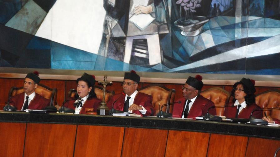 Tribunal Constitucional ordena a Cámara de Diputados entregar informaciones sobre sus planes Tribunal Constitucional ordena a Cámara de Diputados entregar informaciones sobre sus planes