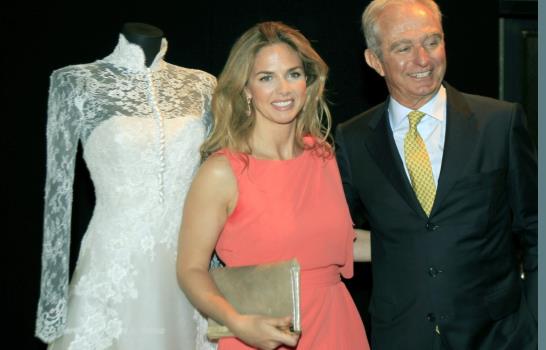 Cincuenta vestidos de novias, cincuenta historias de amor Cincuenta vestidos de novias, cincuenta historias de amor