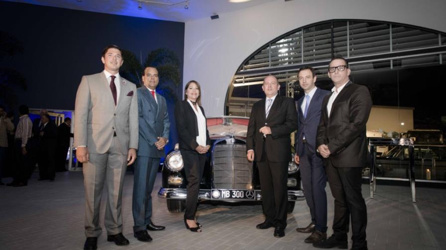 Autozama abre su nuevo showroom