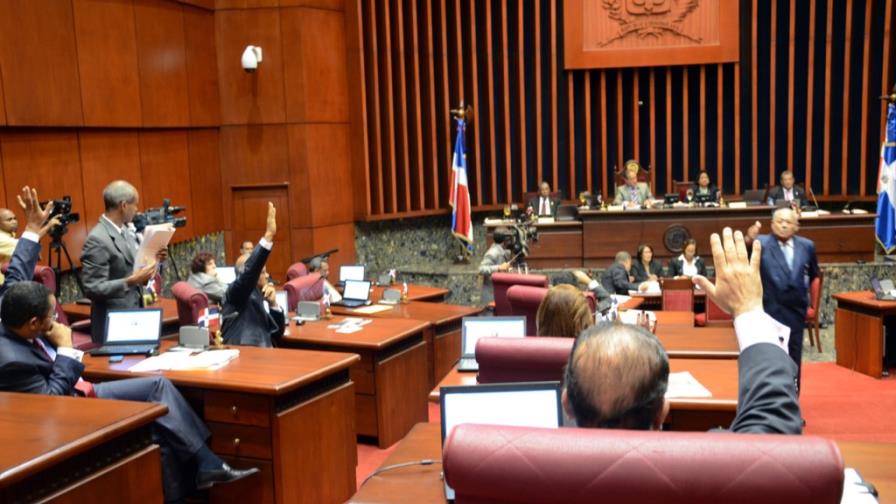 Proyecto de Ley viola la Constitución porque permitiría bodas gay