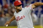 Los Angelinos adquieren al relevista Luis García, mientras se acercan al Wild Card de la Americana