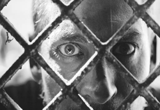 Adrián Mas: Despertar es un thriller medio policíaco y tiene matices muy interesantes. Adrián Mas: Despertar es un thriller medio policíaco y tiene matices muy interesantes.