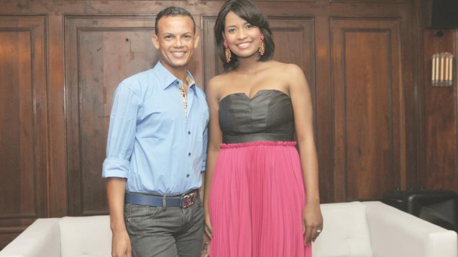 Zoila de León ahora con Luminarias TV