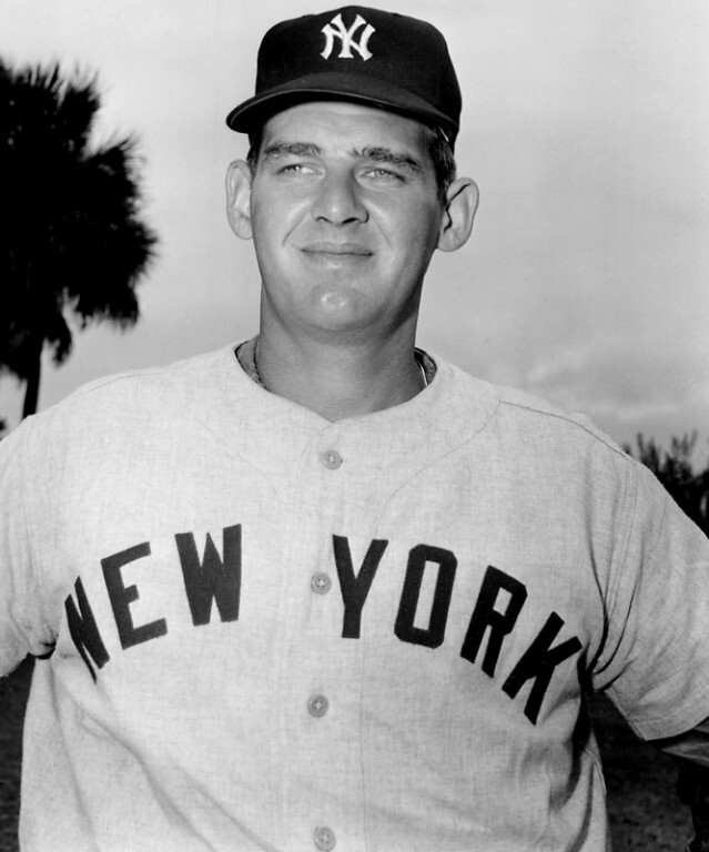 Don Larsen se benefició de un cambio de franela Don Larsen se benefició de un cambio de franela