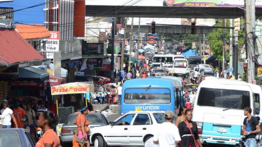 La regalía reactiva el comercio, pero la ONEC espera un mayor dinamismo