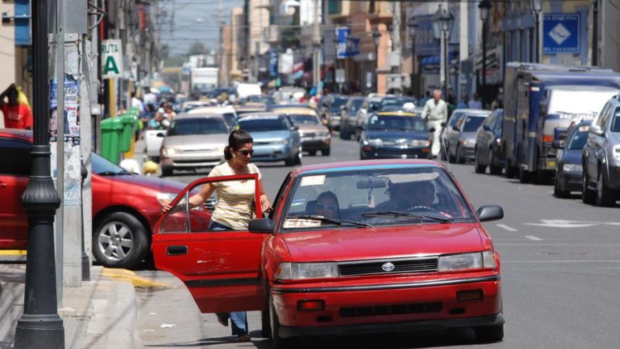 Transportistas anuncian aumento del pasaje en el Cibao