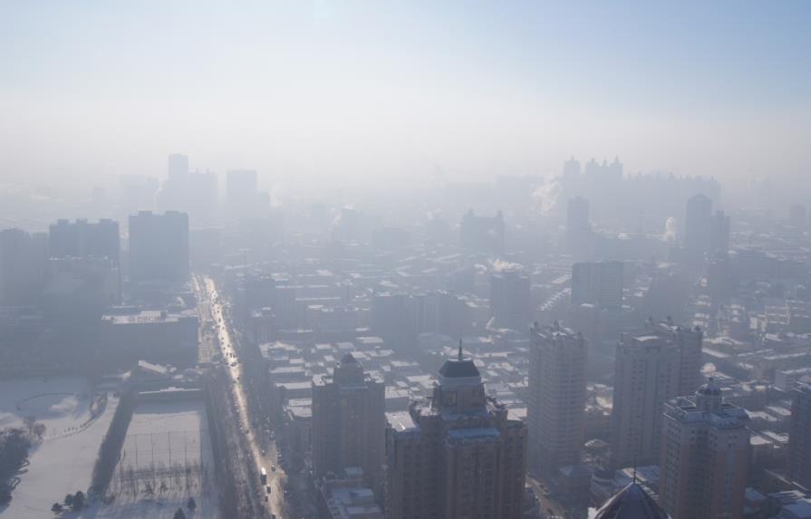 Experto opina que las ciudades chinas tardarán 20 años en acabar con smog