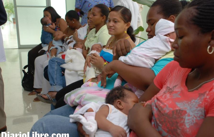 La lactancia exclusiva no es prioridad para las madres dominicanas