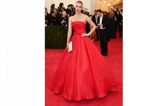 Arizona Muse en la Met Gala