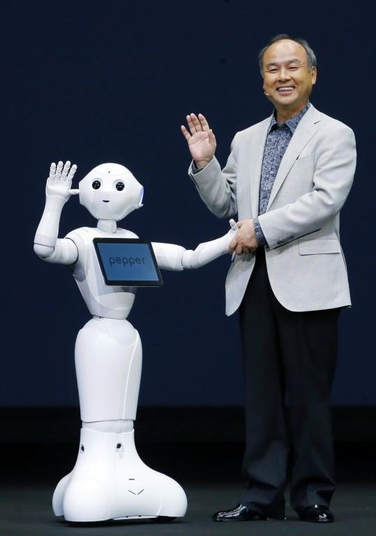 Robot emocional saldrá a la venta en Japón
