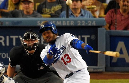 Hanley Ramírez y Juan Uribe ayudan a Clayton Kershaw en su victoria 18 en Grandes Ligas