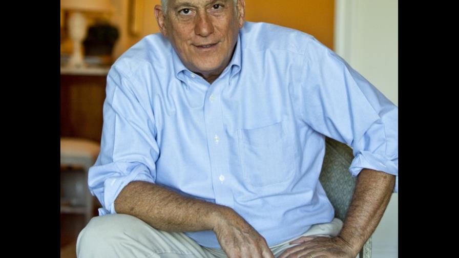 Nuevo libro de Isaacson narra revolución digital