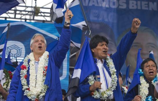 Candidatos cierran campaña para comicios presidenciales de Bolivia