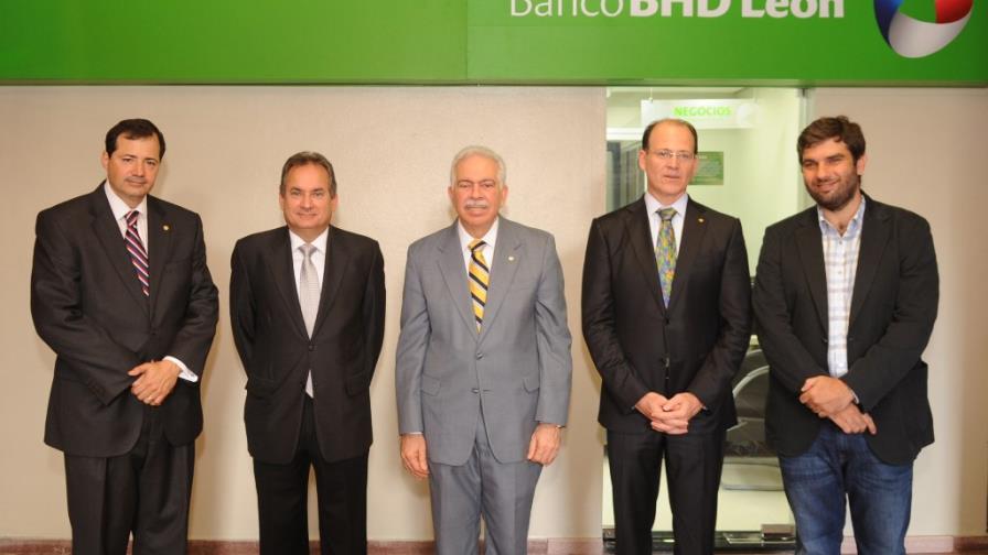 Banco BHD León en la CND
