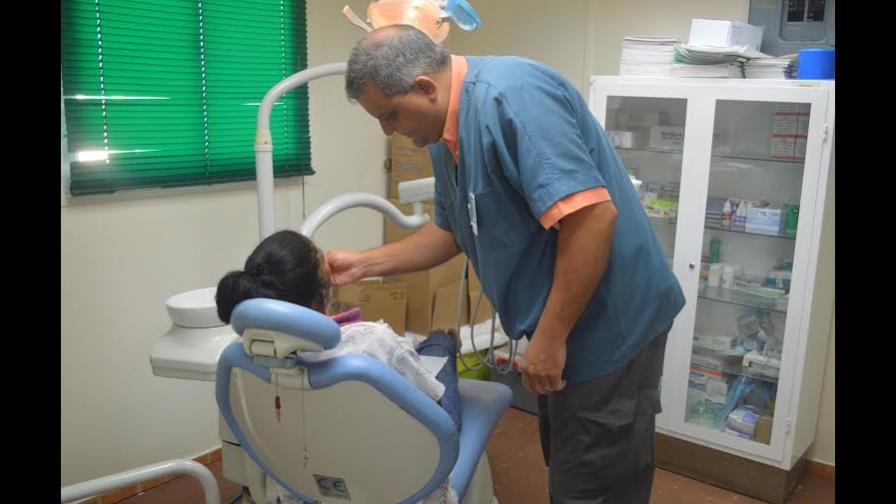 Hospital Marcelino Vélez ofrece nuevos servicios en Odontología