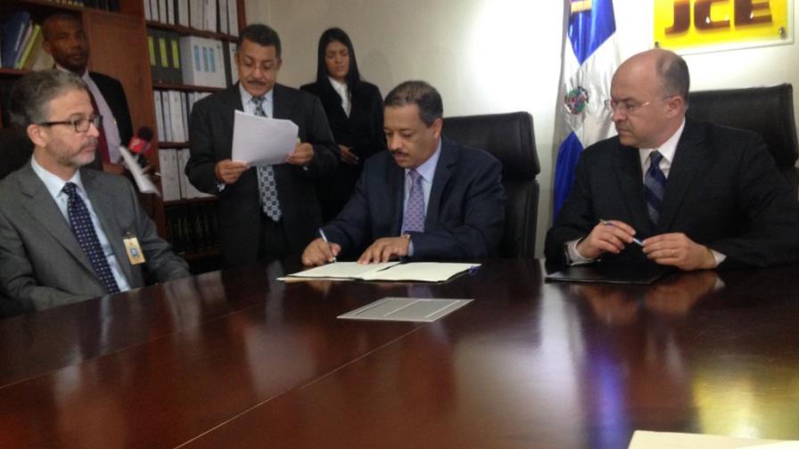 Firman acuerdo para facilitar que los presos preventivos voten