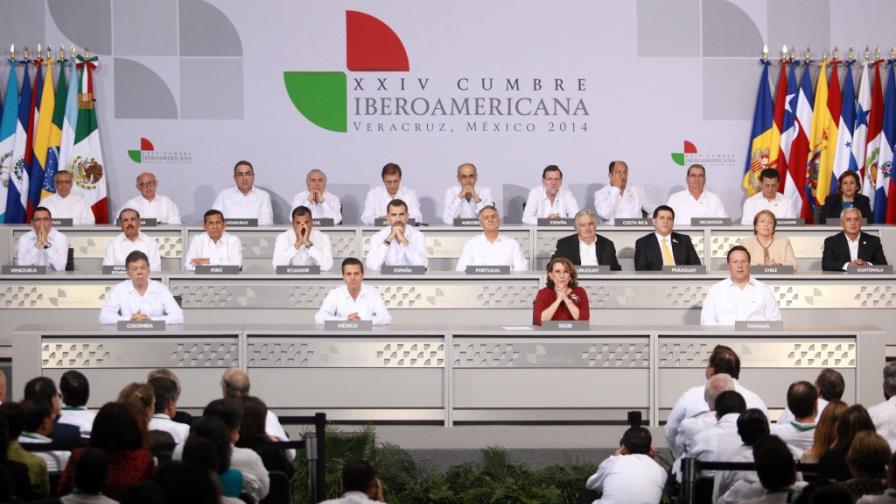 Termina la Cumbre de Veracruz con reforma al foro de líderes iberoamericanos