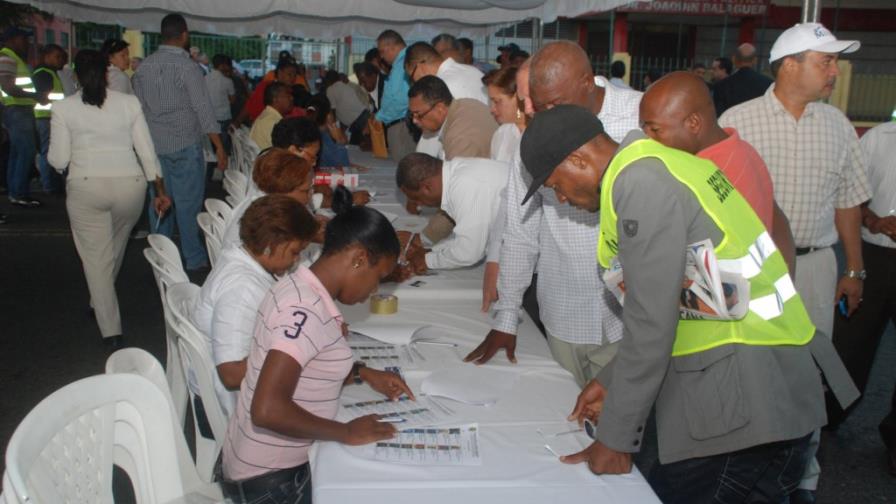 Sector del PRD condiciona integración a la convención