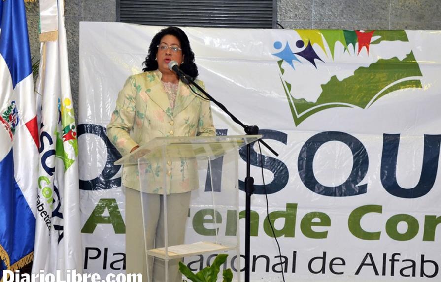 Provincia Santo Domingo: 69,876 adultos alfabetizados