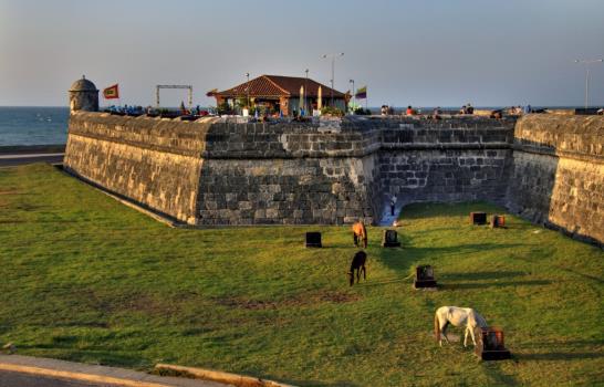 Cartagena celebra los 400 años de sus emblemáticas murallas