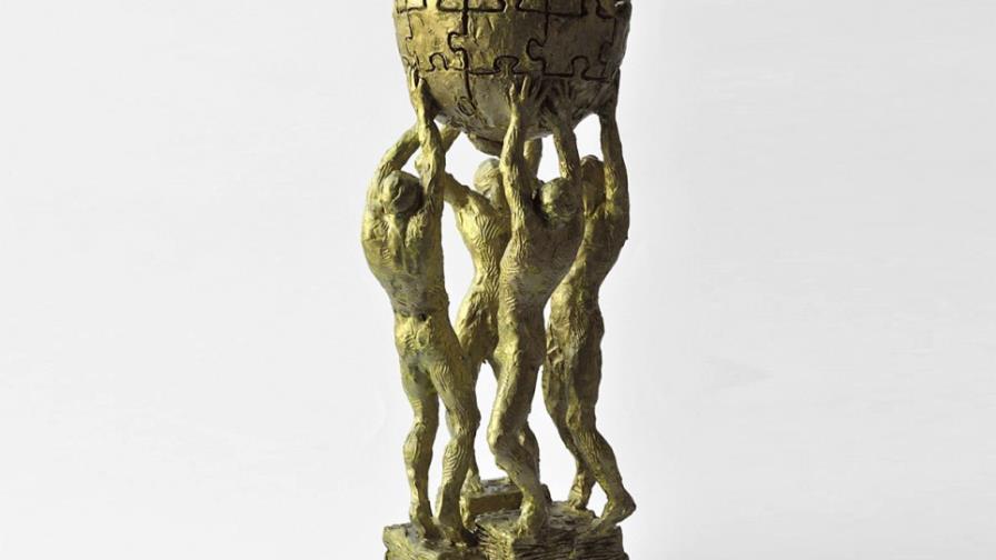 Polonia crea monumento en honor a Wikipedia Polonia crea monumento en honor a Wikipedia