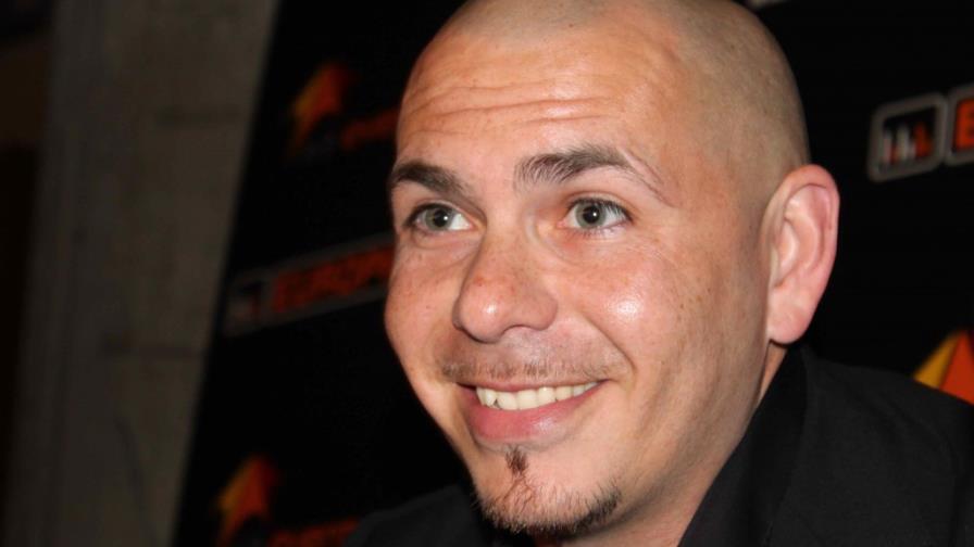 Premios Alma honrarán a Guillermo del Toro y Pitbull