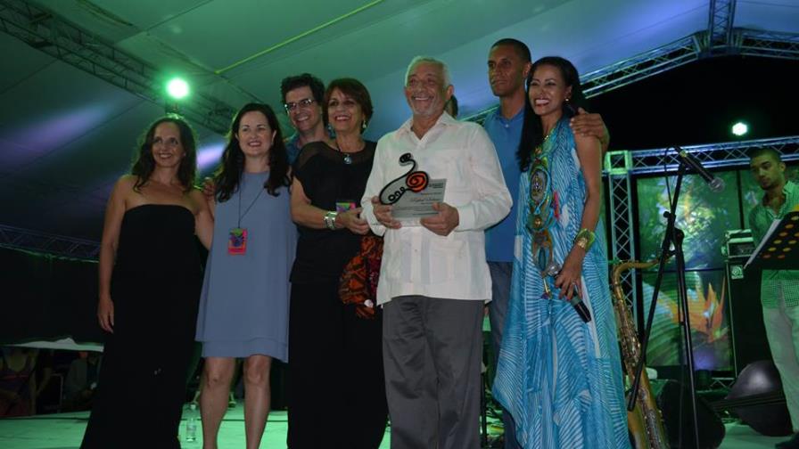 Rinden homenaje al maestro Rafael Solano