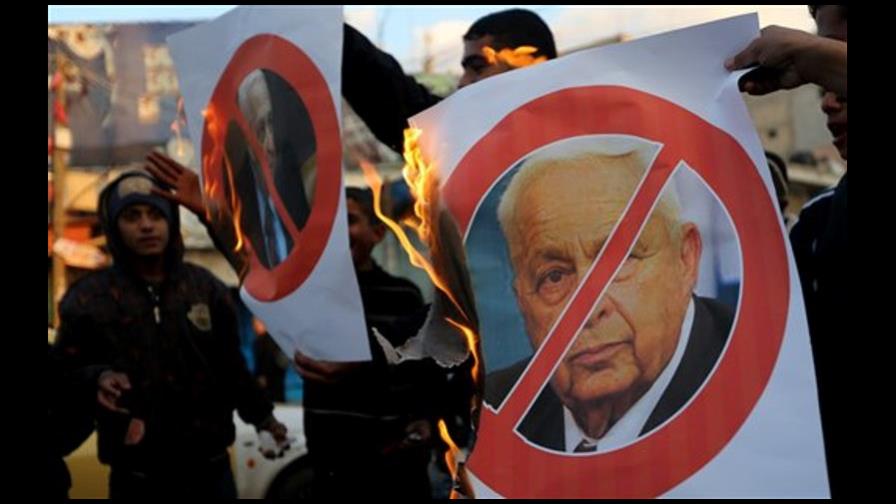 Palestinos festejan muerte de Ariel Sharon