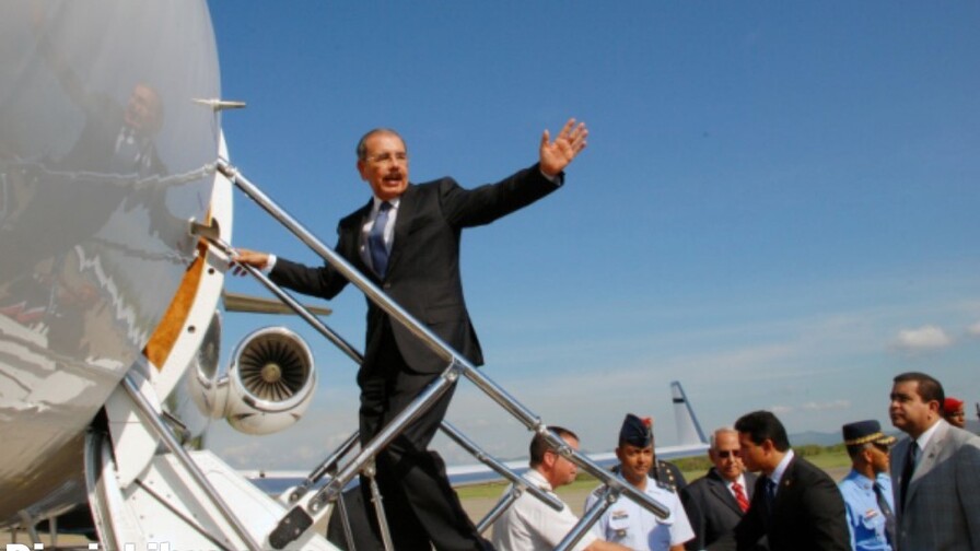 El presidente Medina viaja hoy a Roma a ver al Papa Francisco El presidente Medina viaja hoy a Roma a ver al Papa Francisco