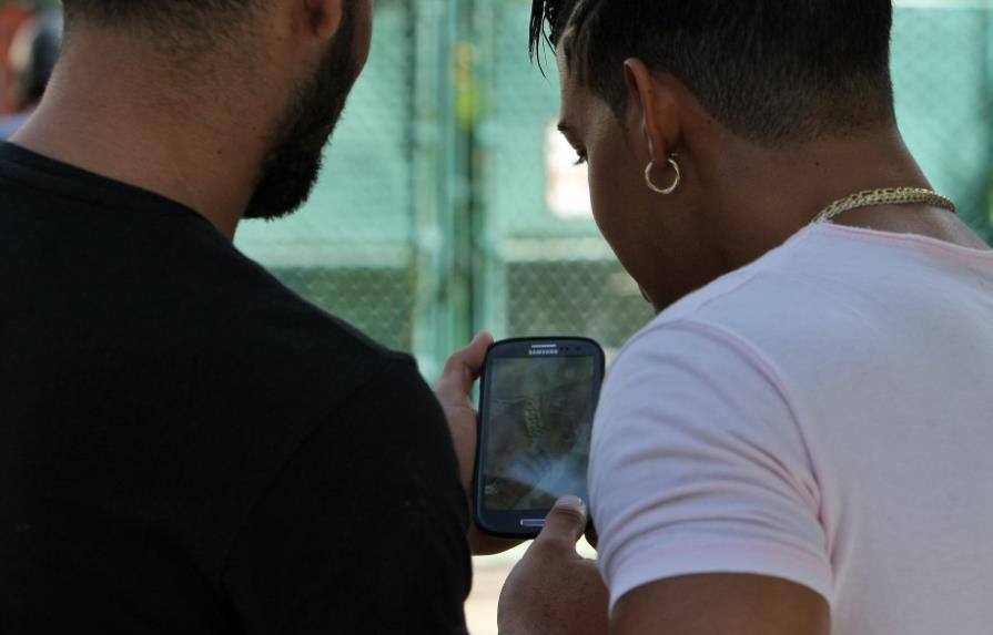 Los cubanos podrán contratar más de una línea de telefonía móvil
