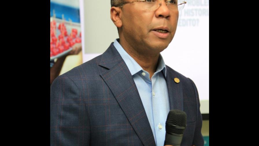 Banco Ademi dará crédito a personas con problemas de historial