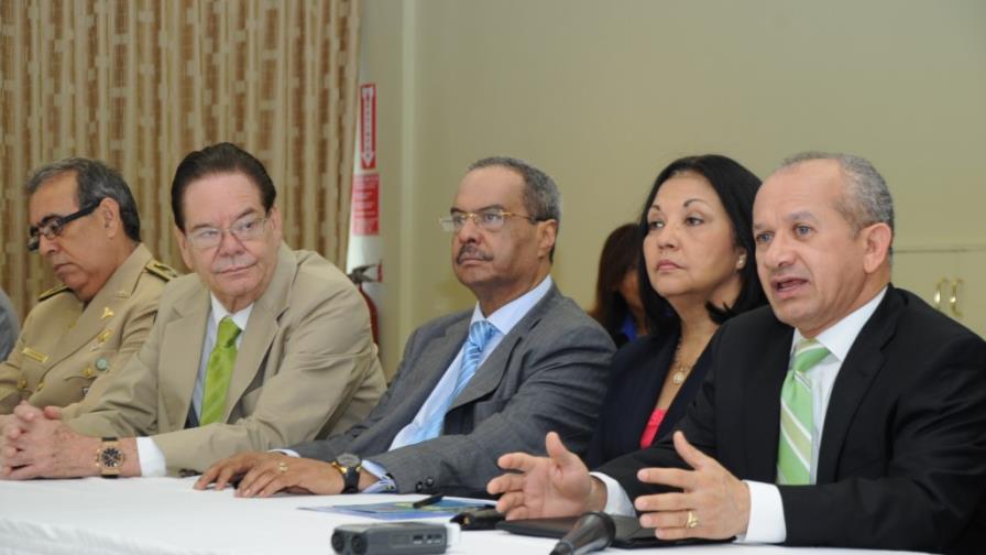 Suben a 77,320 los casos de chikungunya en el país