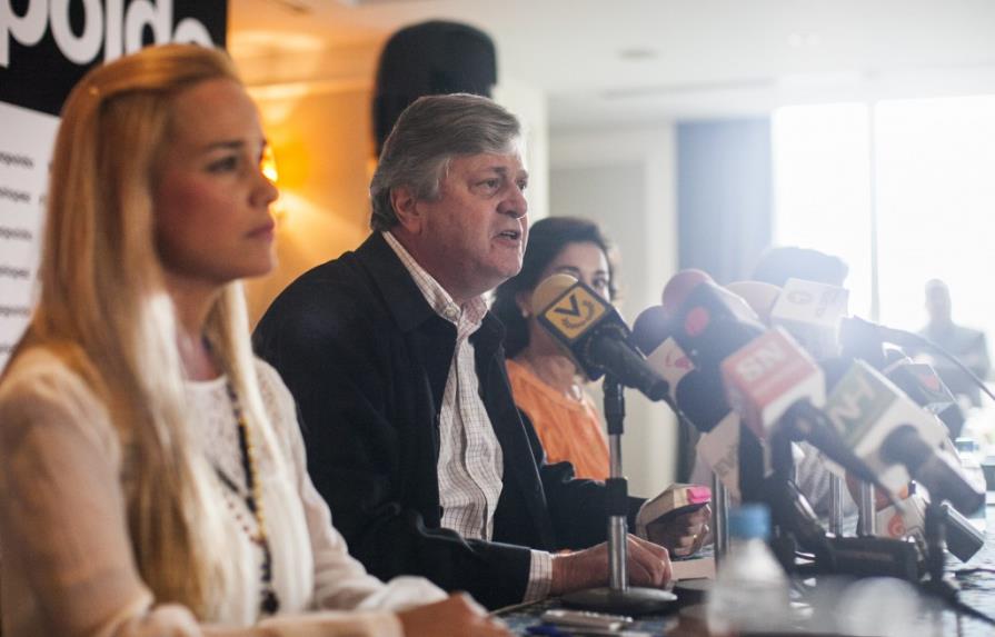 Familia de López denuncia castigos y pide reestructurar oposición venezolana